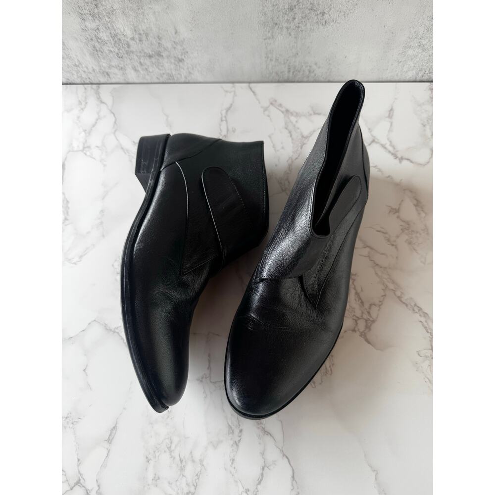 Mona Flying Black Leather Ankle Boots Low Heel EU 41 Minimalist Slip On - Picture 3 of 7